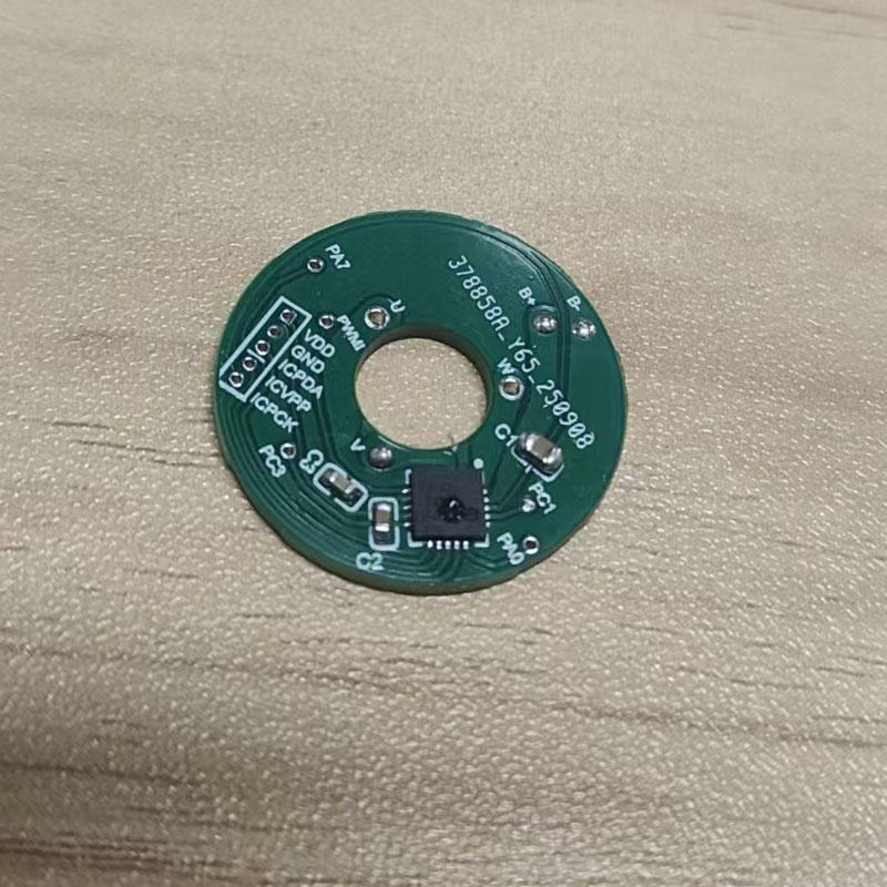 20V 3A 集成 PFS123--8 位 MTP 内核的深圳三相无刷电机 SOC  SA8379